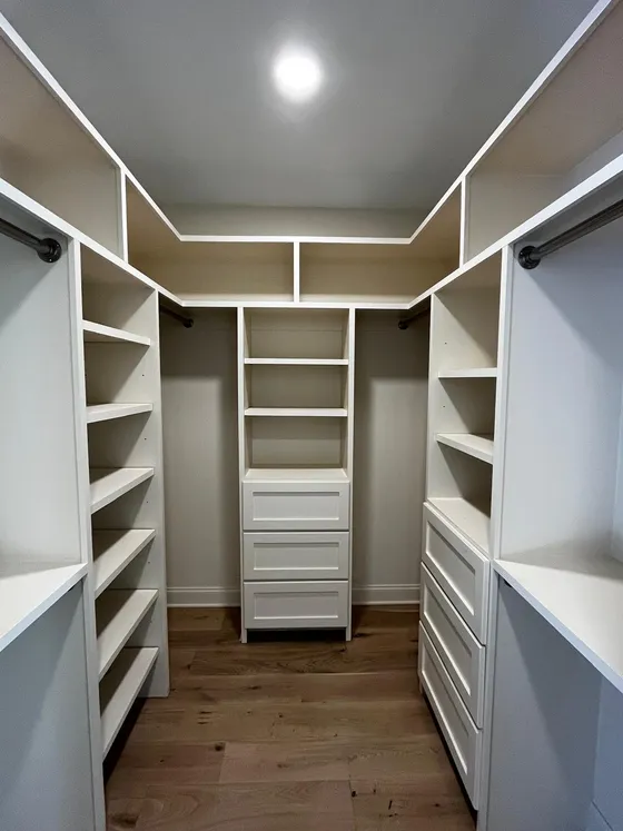 Custom Closets millwork by Lyons Trimming Work LLC, project 50