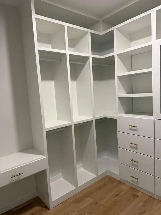 Custom Closets millwork by Lyons Trimming Work LLC, project 57